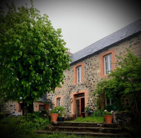Maison d'Hôtes & Savonnerie de Bonnefon Saint-Chély-D'aubrac